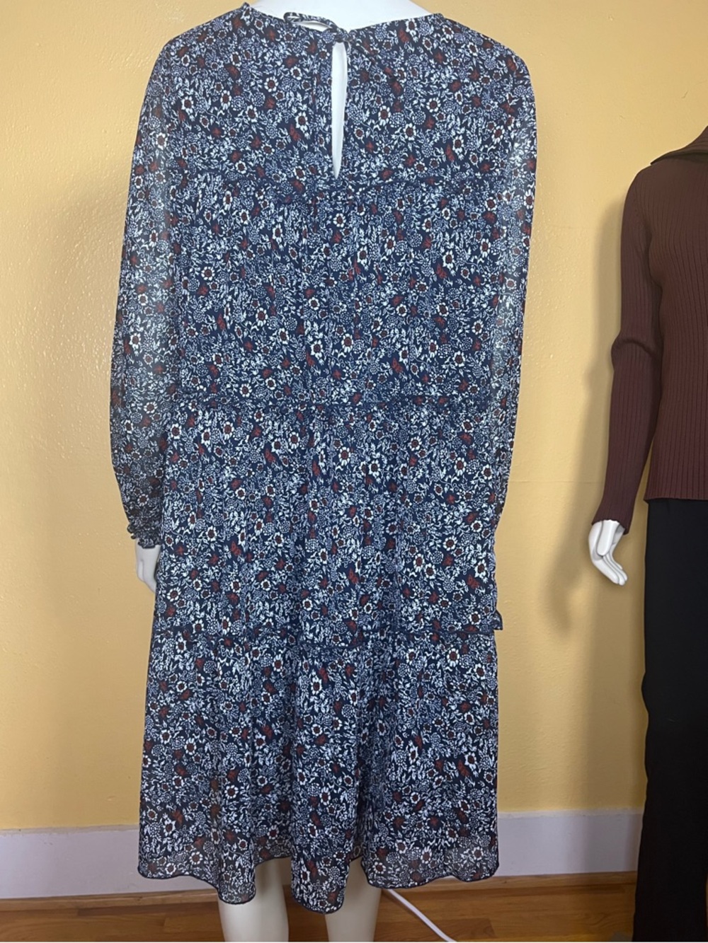 Ellos Navy Floral Long-Sleeve Tiered Women's Dress, size 18 - Picture 3 of 9